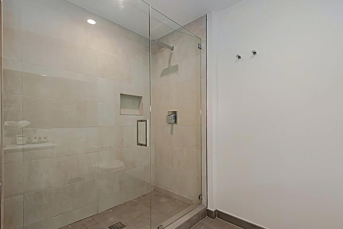 Rooftop Pool - Ocean View Balcony - Hollywood Beach Exterior photo